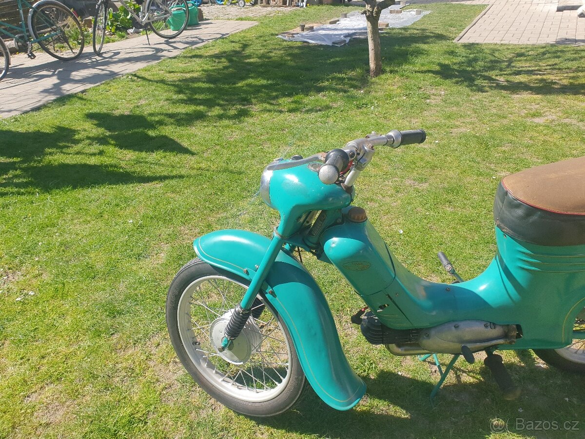 Jawa 555 - 4