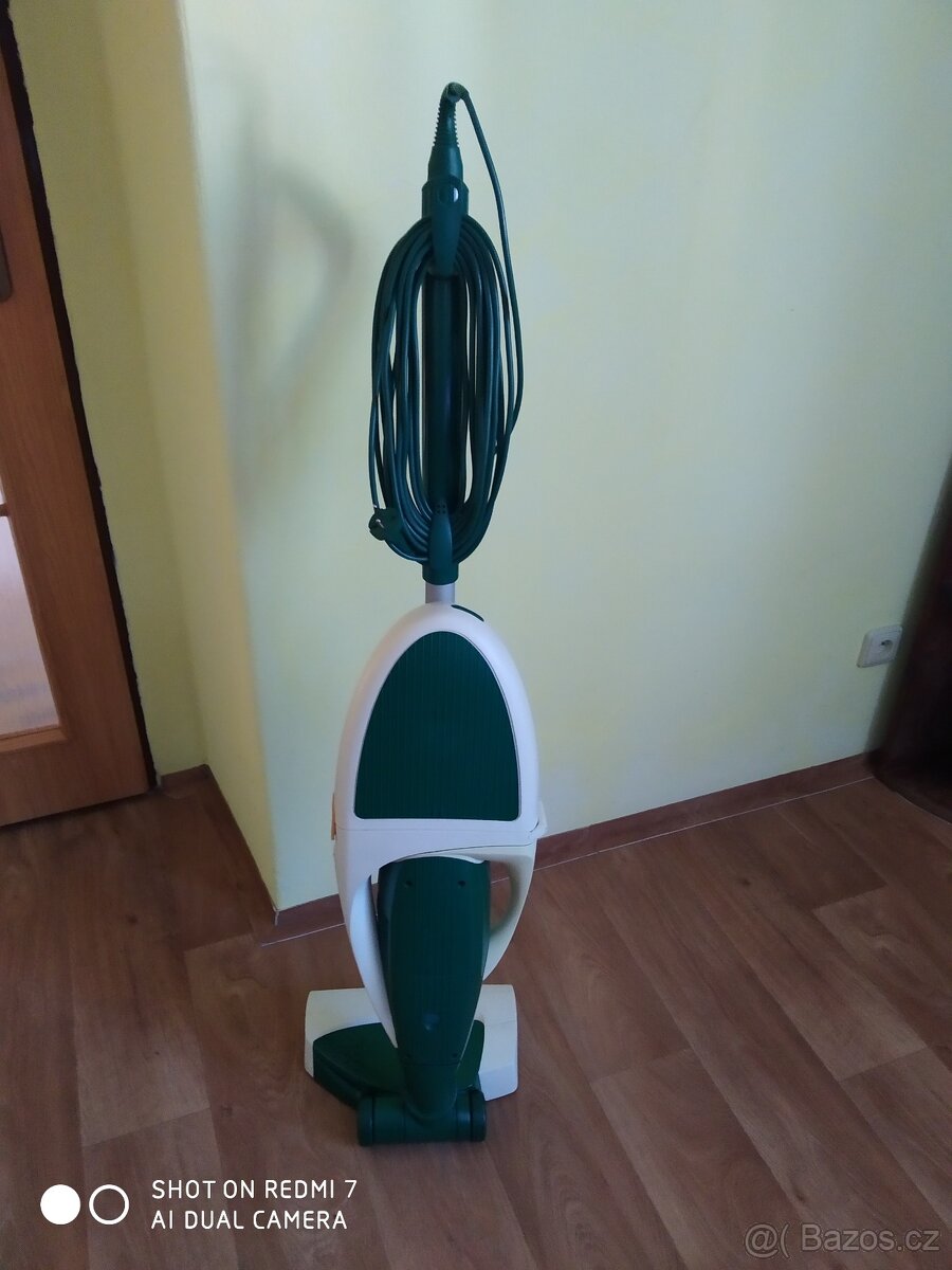 Prodám Vysavač VORWERK KOBOLD 130 s elektronickou klepaci hl - 4