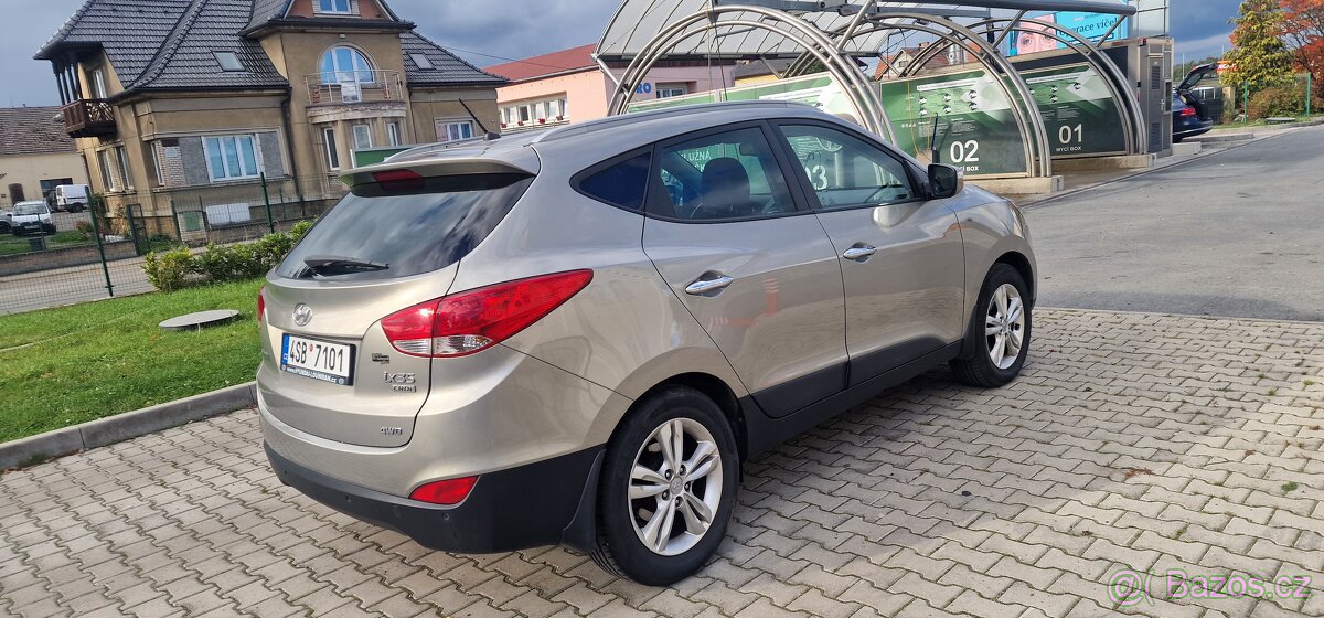 Hyundai ix35 2.0 crdi 135.kw - 4