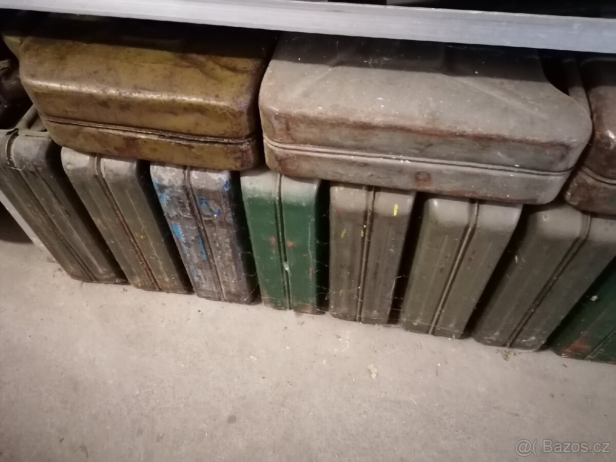 Plechový kanistr 20l - 4