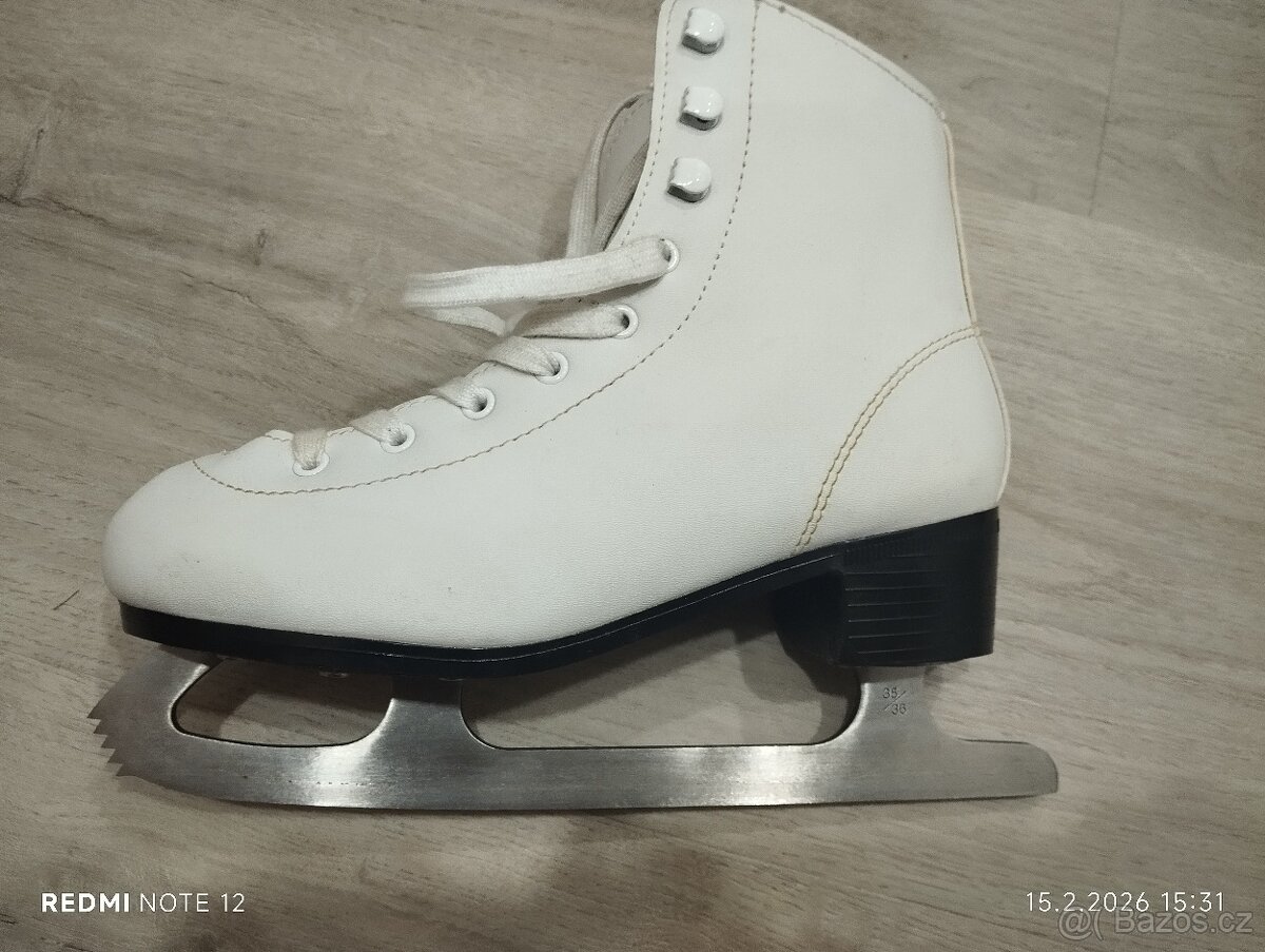 Dívčí lední brusle - 4