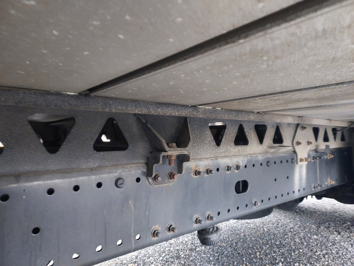 Valník - valníková nástavba 6,35m - 4