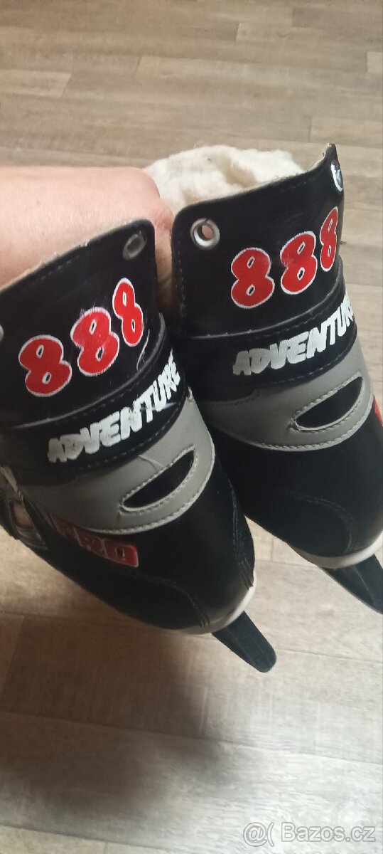 Juniorské brusle - 4