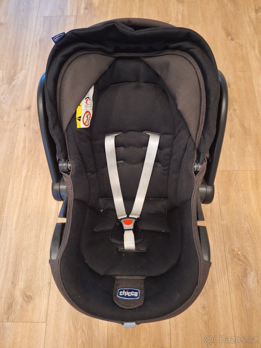 Autosedačka Chicco - 4