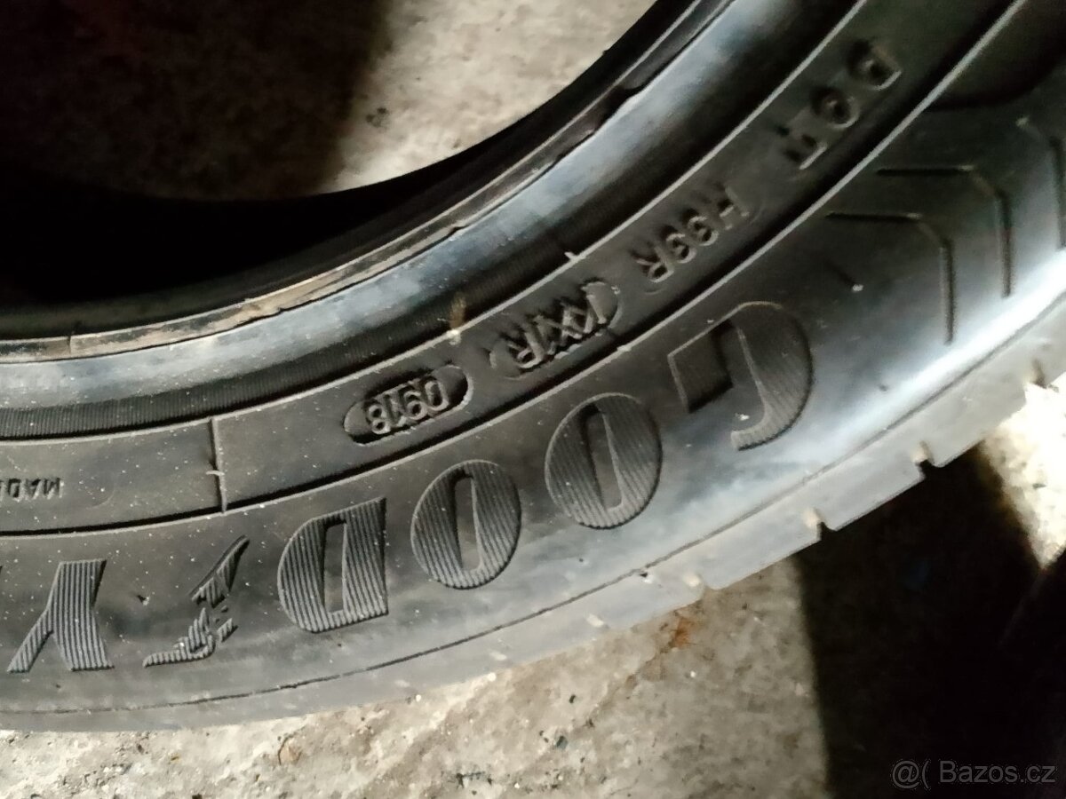 215/55/17 94w Goodyear - letní pneu 2ks - 4
