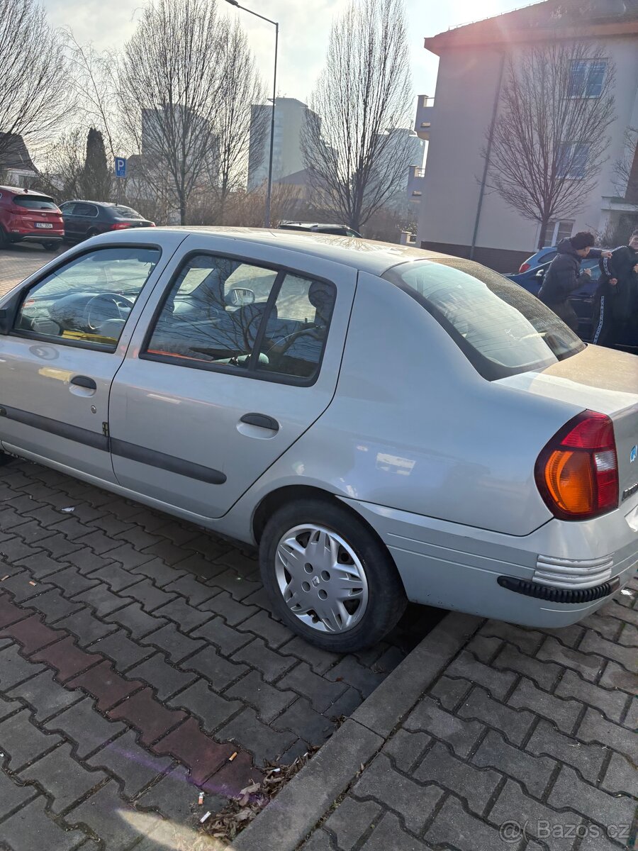 Renault thalia 1.4 - 4