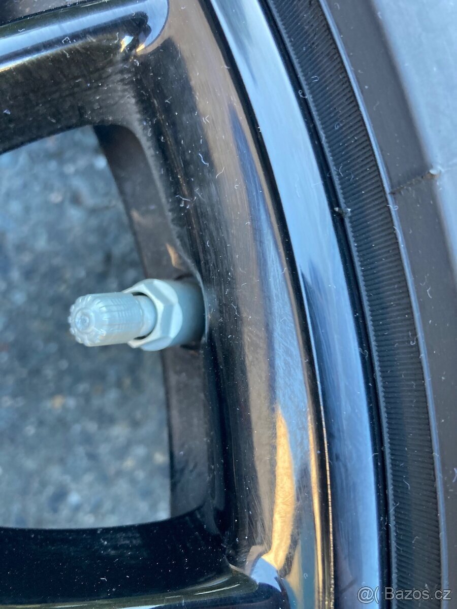 zimní 18” Originální kola BMW X1, X2 18" F48, F39 - 4