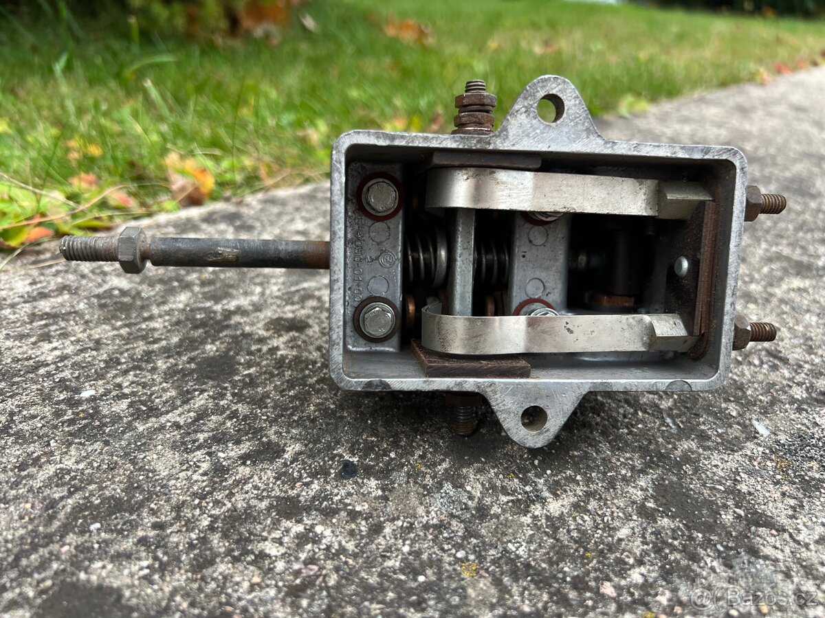 Křížový přepínač ČZ Rikša / Velorex - 4