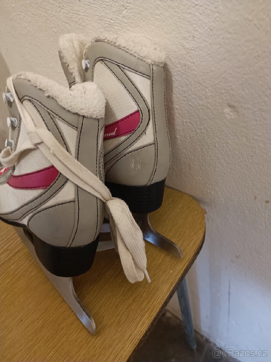 Dětské brusle na led vel.33 - 4