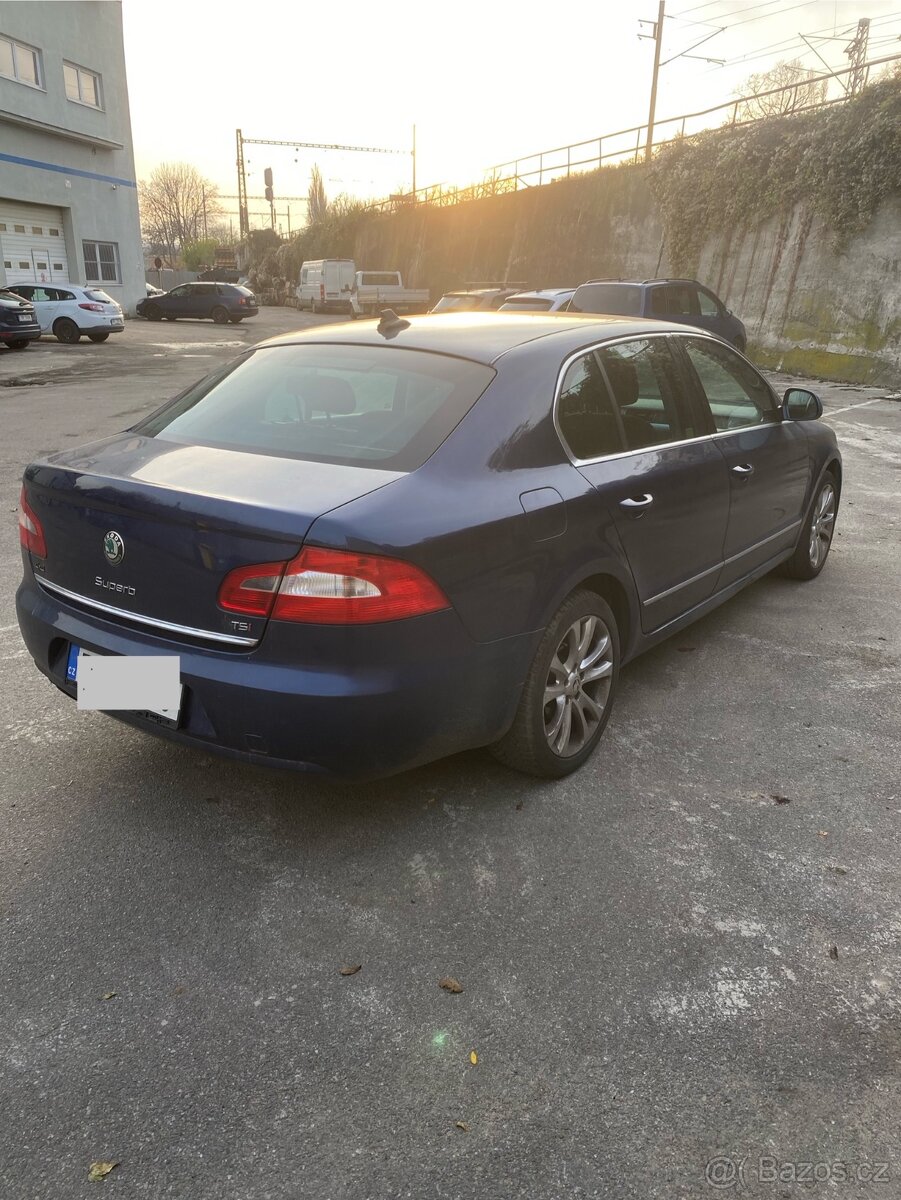 Škoda Superb II. gen 1.8TSI 4x4 2009 ČÍST CELÉ - 4