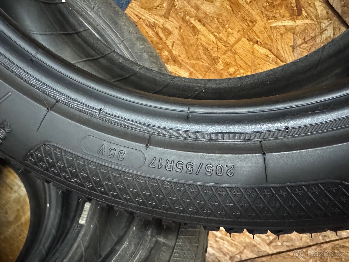 4x zimní 205/55/17 8mm - Kleber - 4