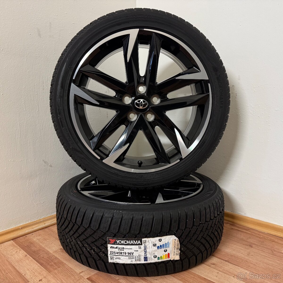NOVÉ TOYOTA CH-R 5x114,3 R19 ET50+ZIMNÍ 225/45R19 - 4