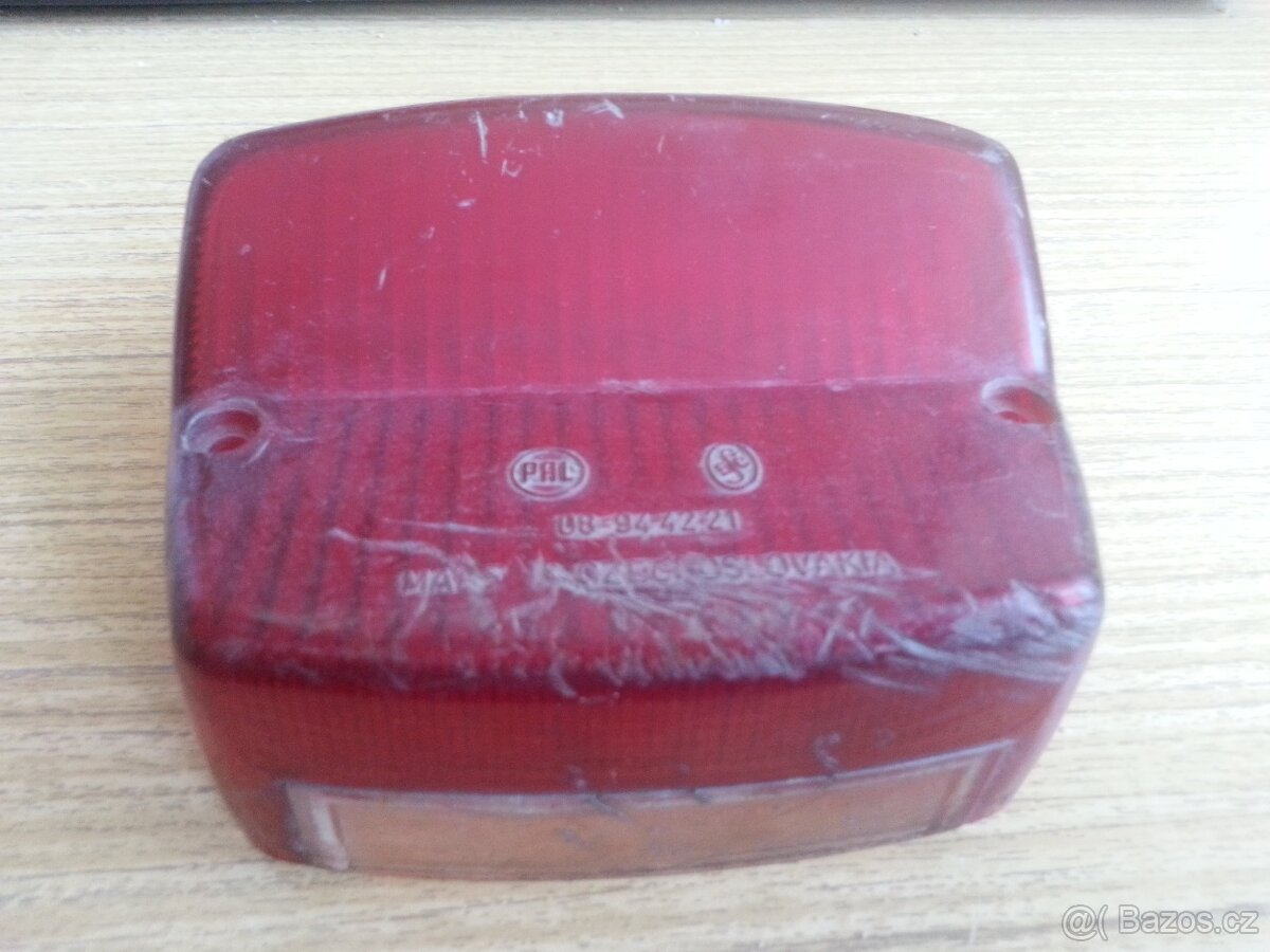 Otáčkoměr, kryt zadního. svě., kryt motoru Jawa 350 634 - 4