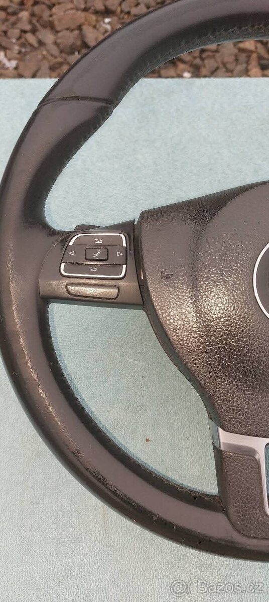 Prodam Passat B7 Volant kožený tříramenný multifunkční Řaze - 4