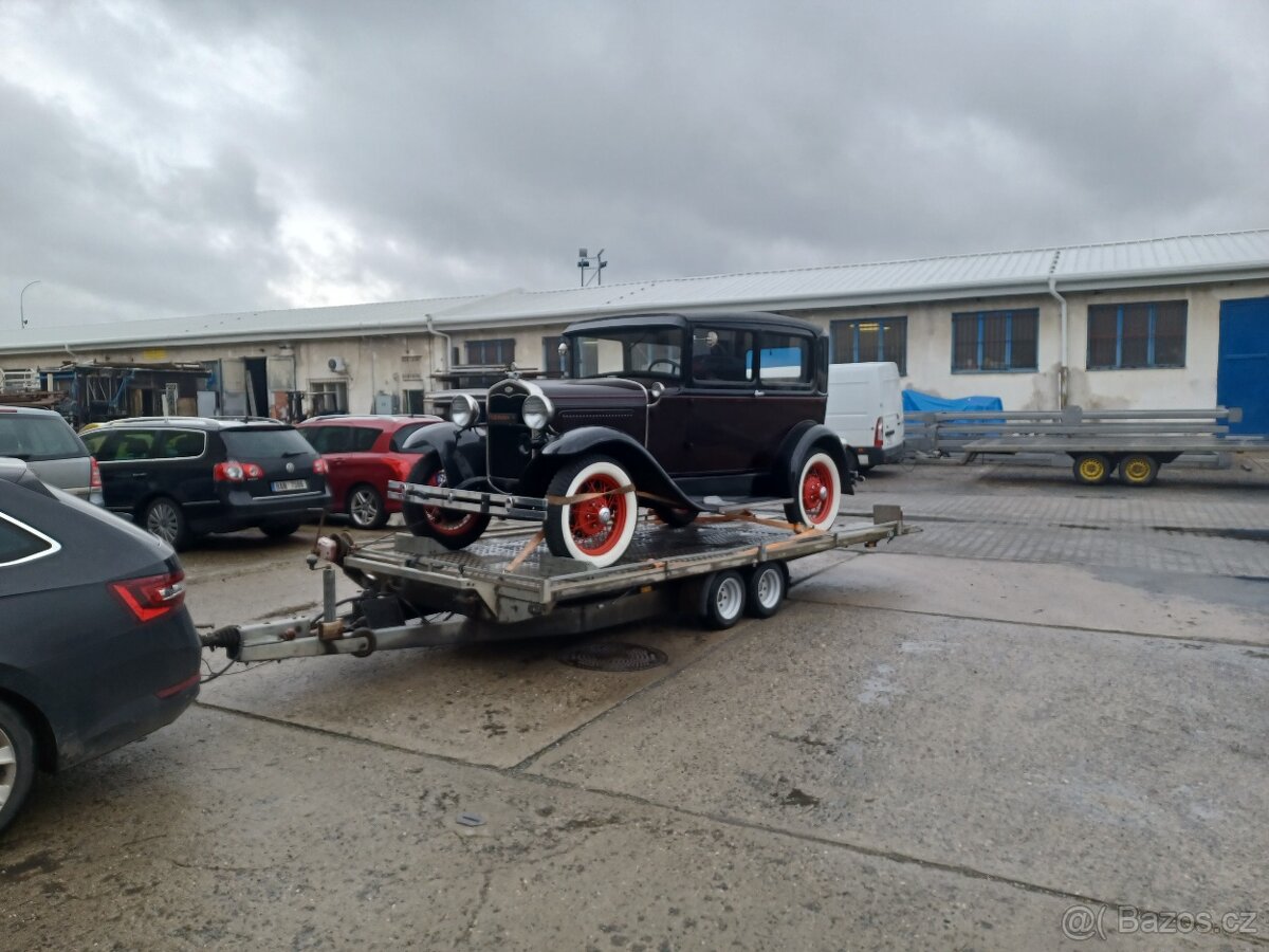 Ford Model A Tudor rok 1930 - 4