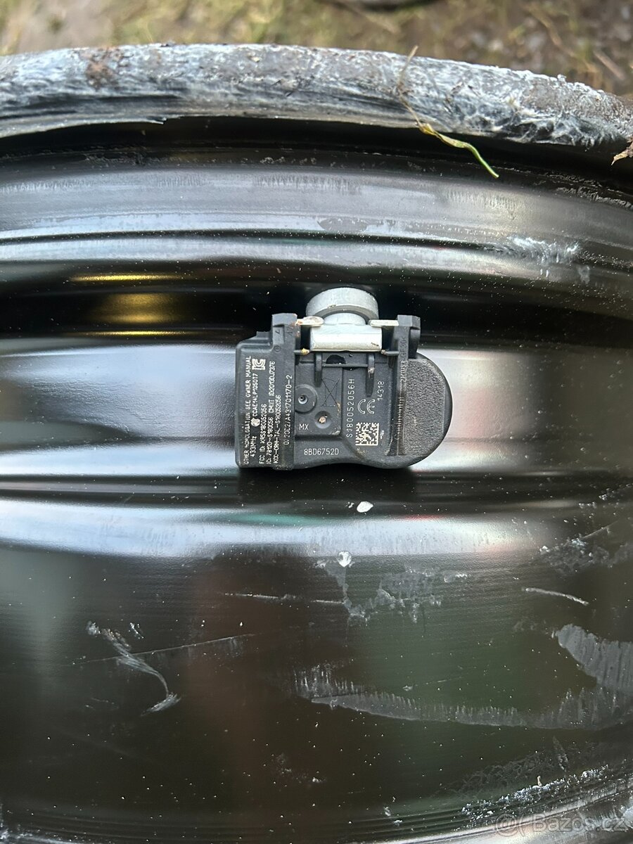 4 ks plechových disků BMW 16" 5x112 IS47 - 4