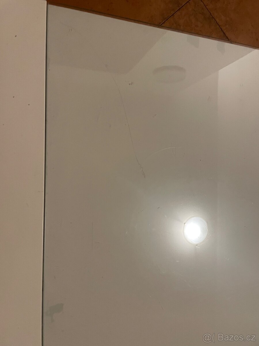 Konferenční stolek - 4