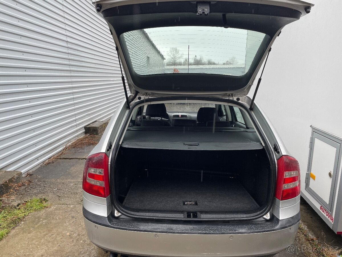 Skoda octavia 2.0 tdi 103 kw serviska - 4