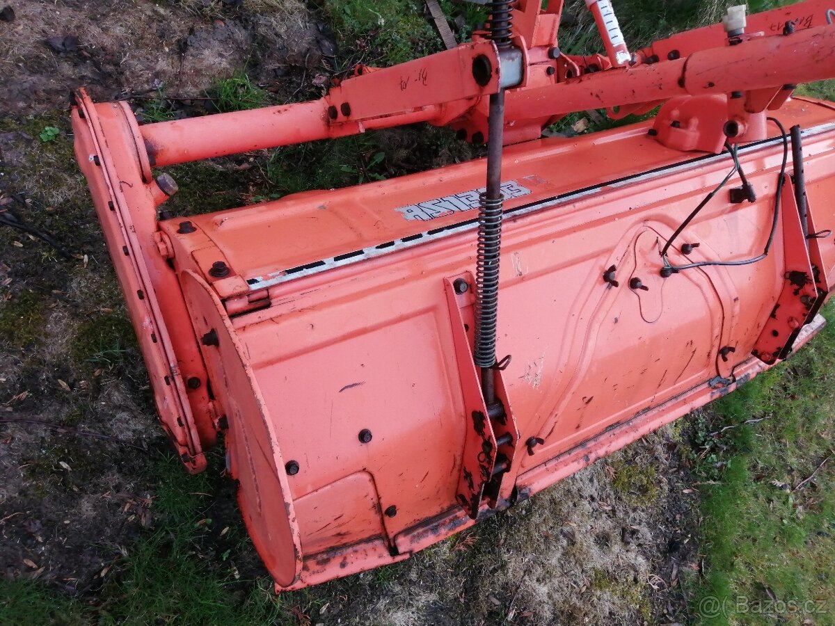 Rotavátor KUBOTA 130cm - 4