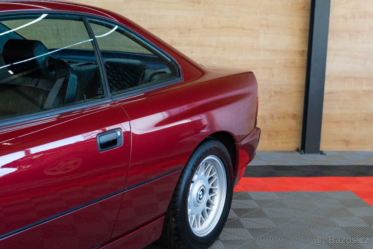 BMW Rad 8 850i - 4