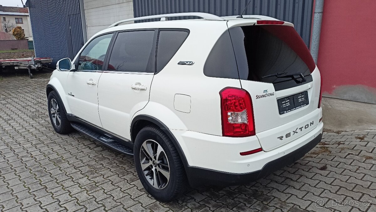 SSANGYONG REXTON RX 220e-Xdi 7 míst 2018 perfektní - 4