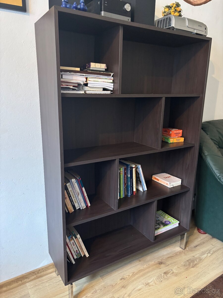 Knihovna tmavé hnědá se stříbrnými nožkami - 4