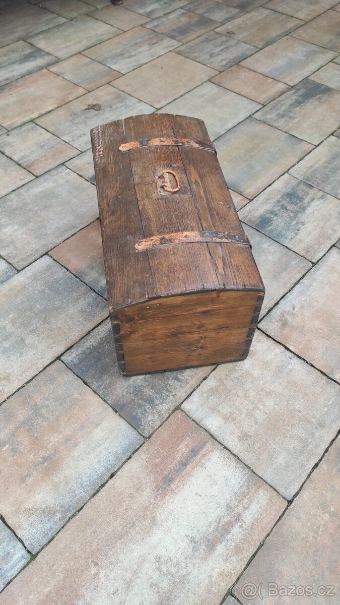 Starý vojenský kufr ,truhla - 4