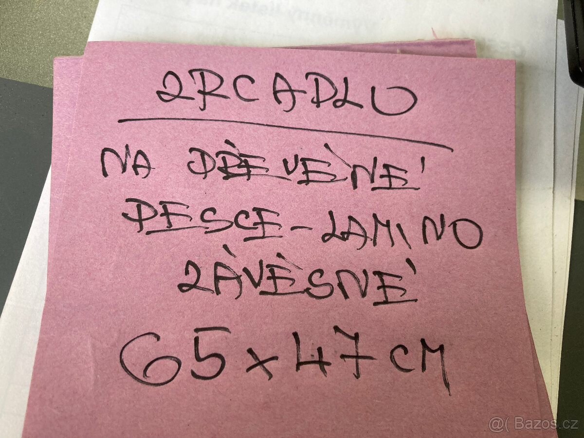 Zrcadlo nástěnné kulaté a hranaté, kus za 300 kč - 4