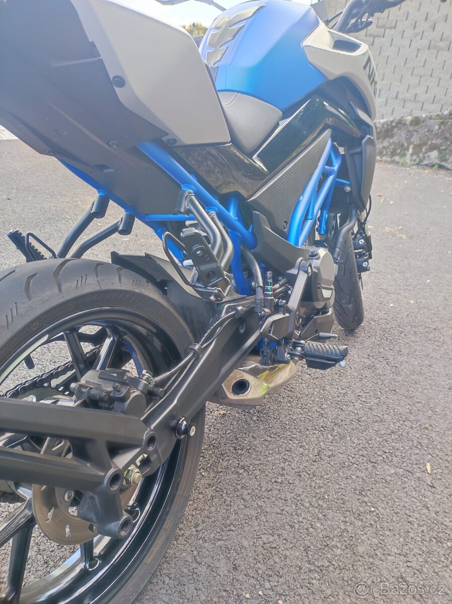 CFmoto 300NK - 2022 - 4