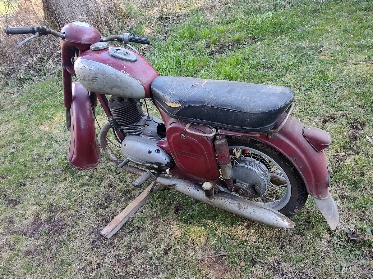 Jawa kývačka 353 - 4