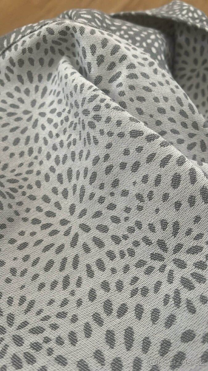 Šátek na nošení dětí - 4