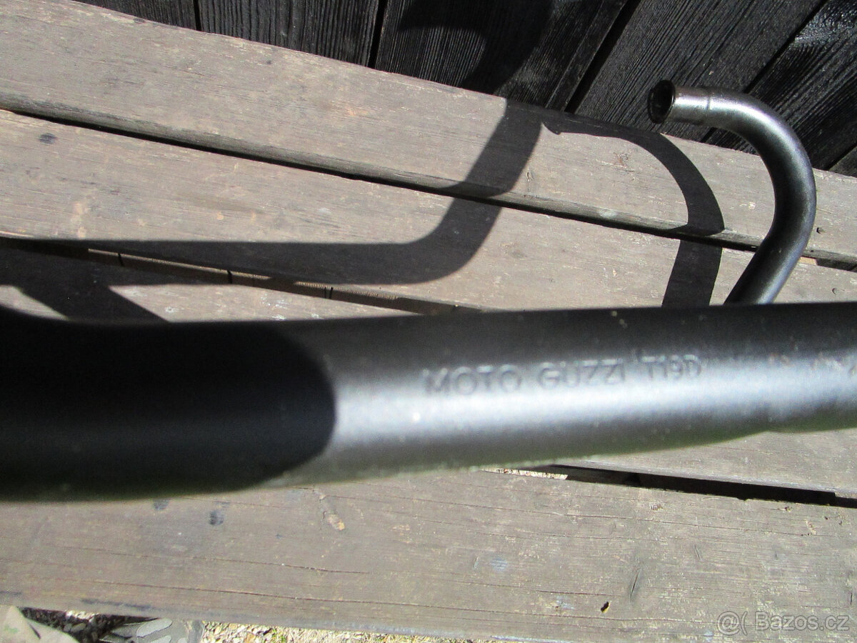 Kolena výfuků MOTO GUZZI V50. - 4