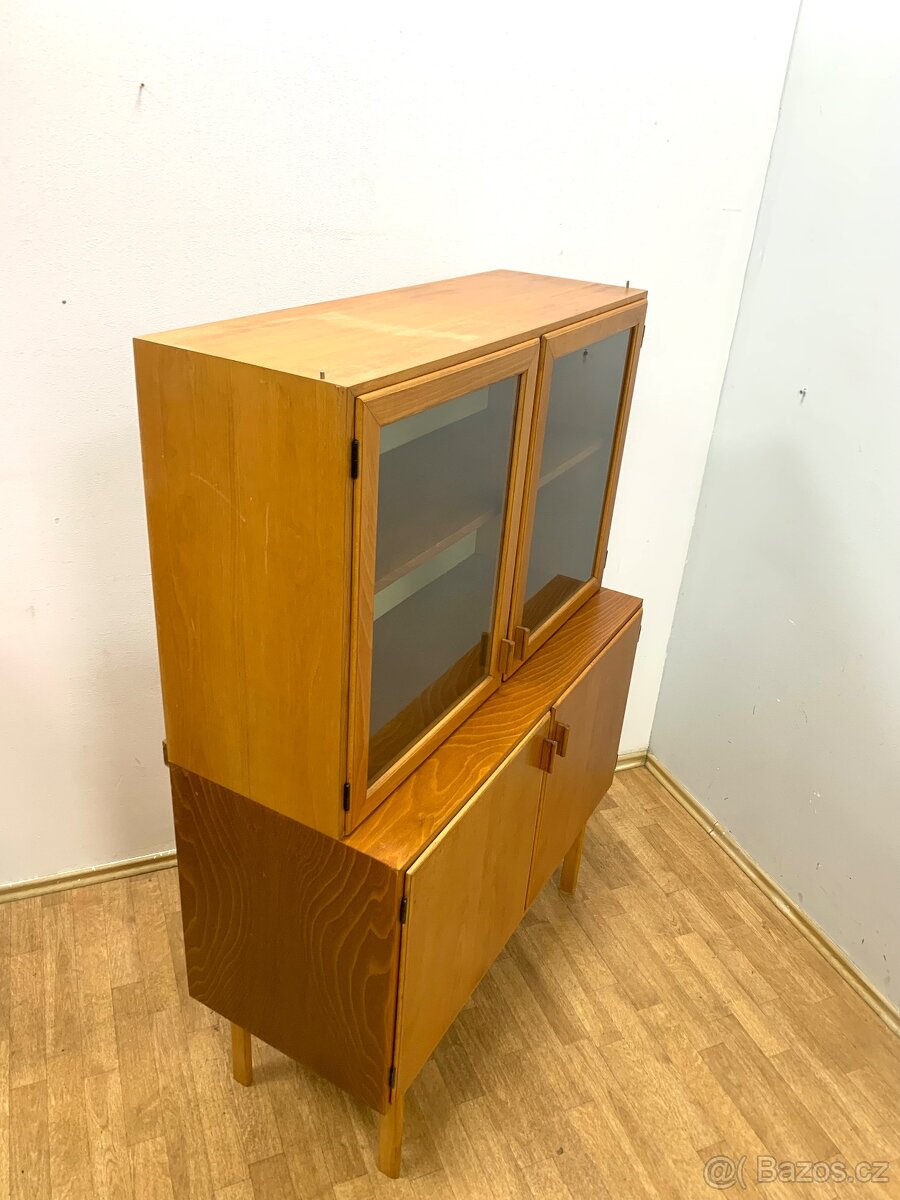 Retro komoda 70. léta - 4