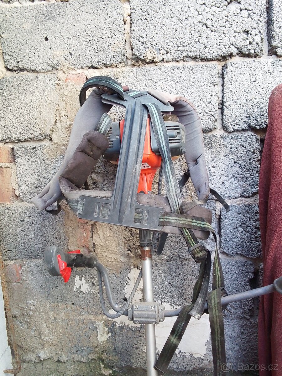 Strunová sekačka Oleo Mac 753T - 4