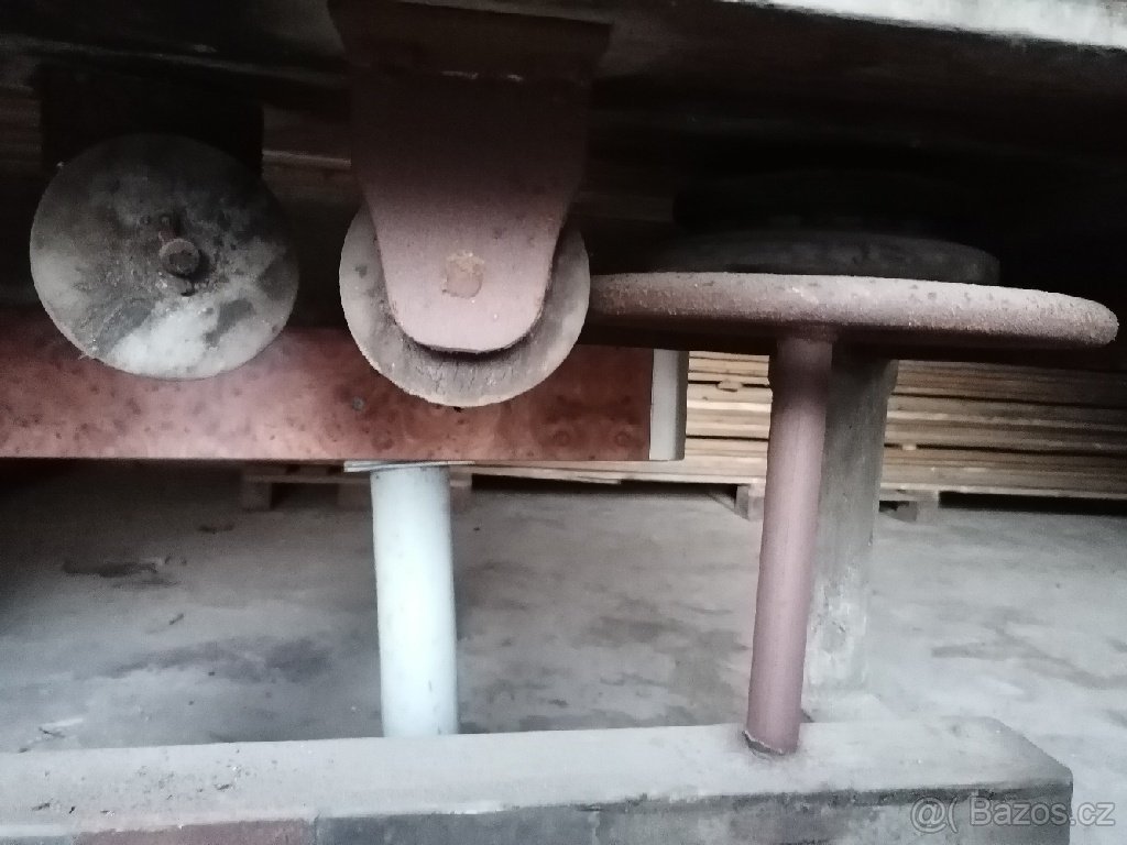 Starý pracovní stůl - 4