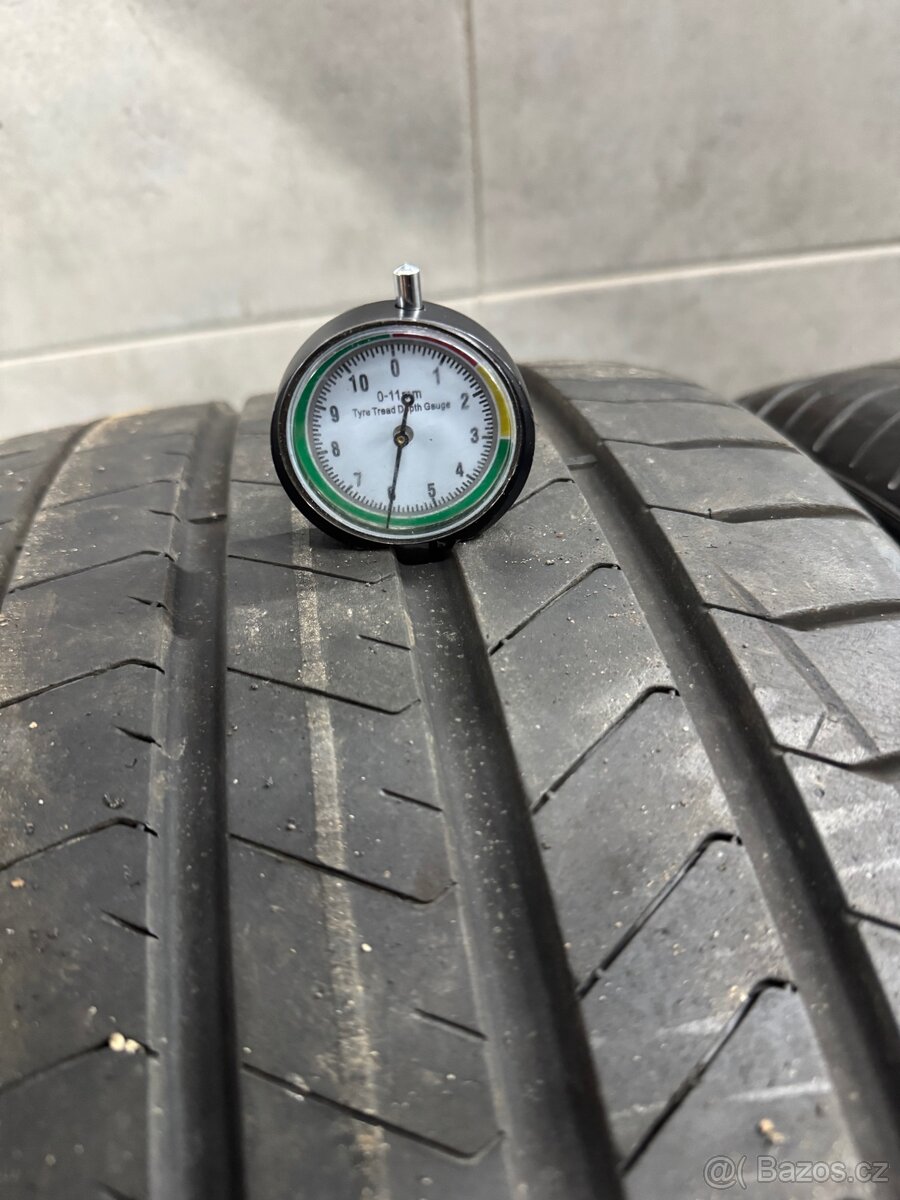 LETNÍ PNEU 285/30/21 - 4