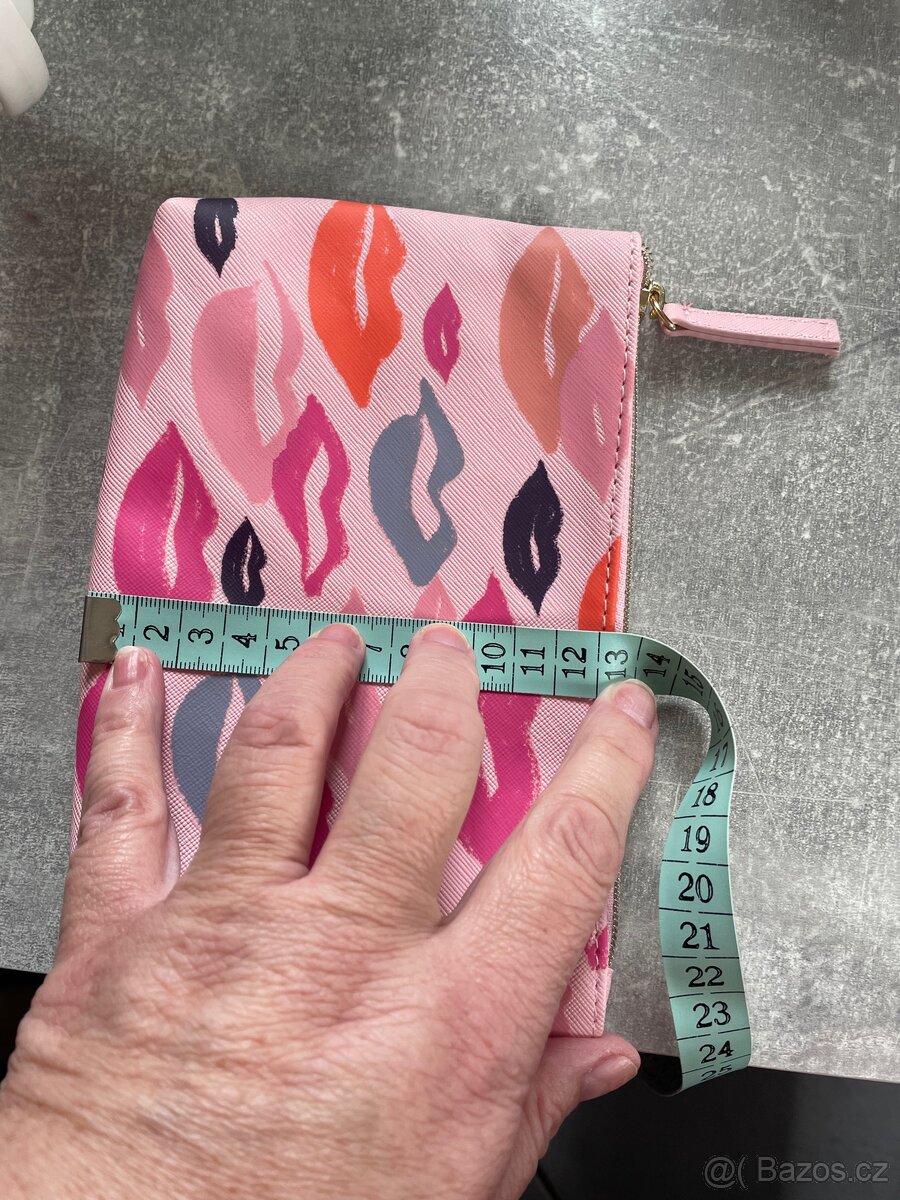 Kosmetická taštička - 4