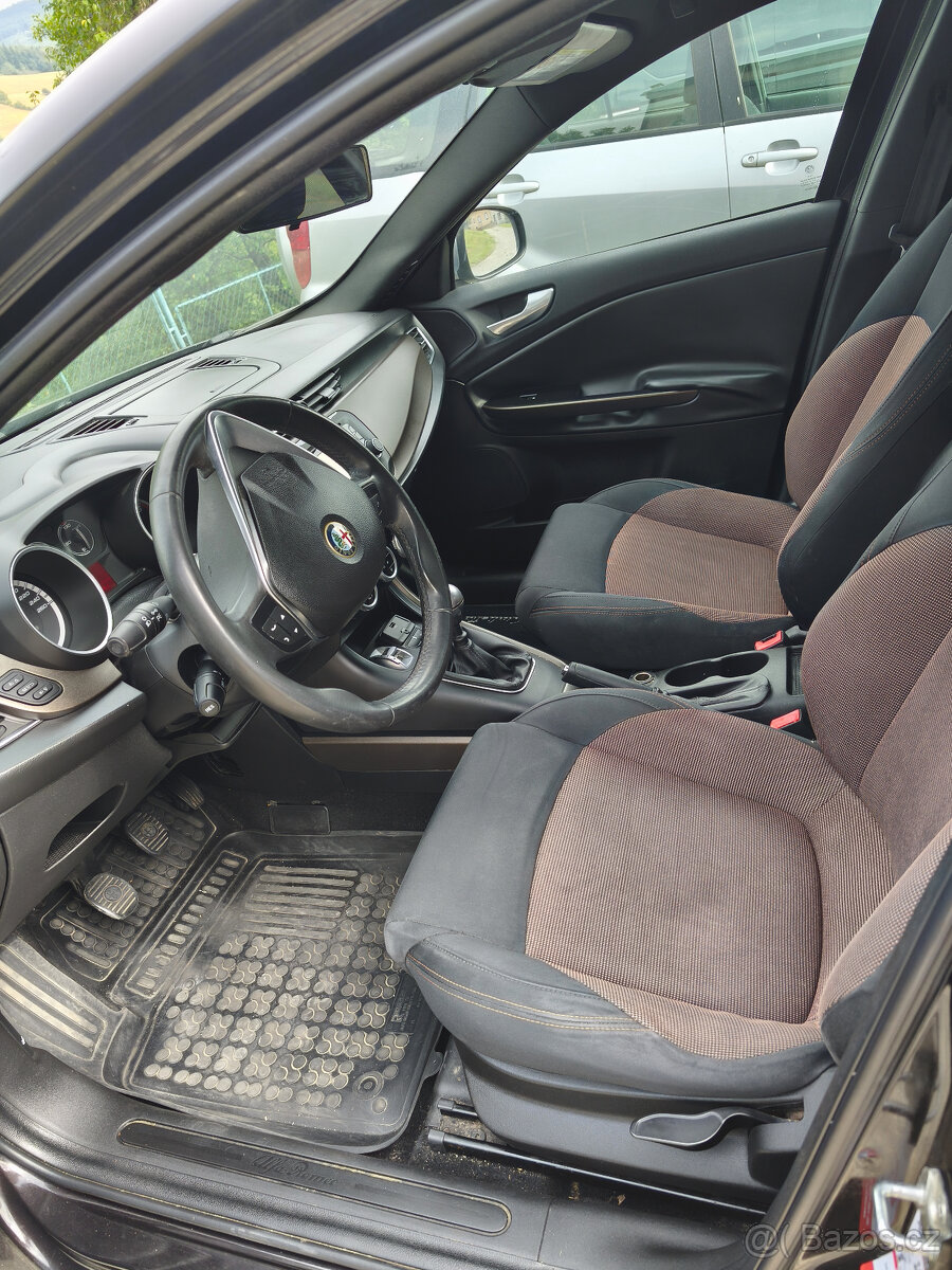 Alfa Romeo Giulietta 1.6 JTD - 4