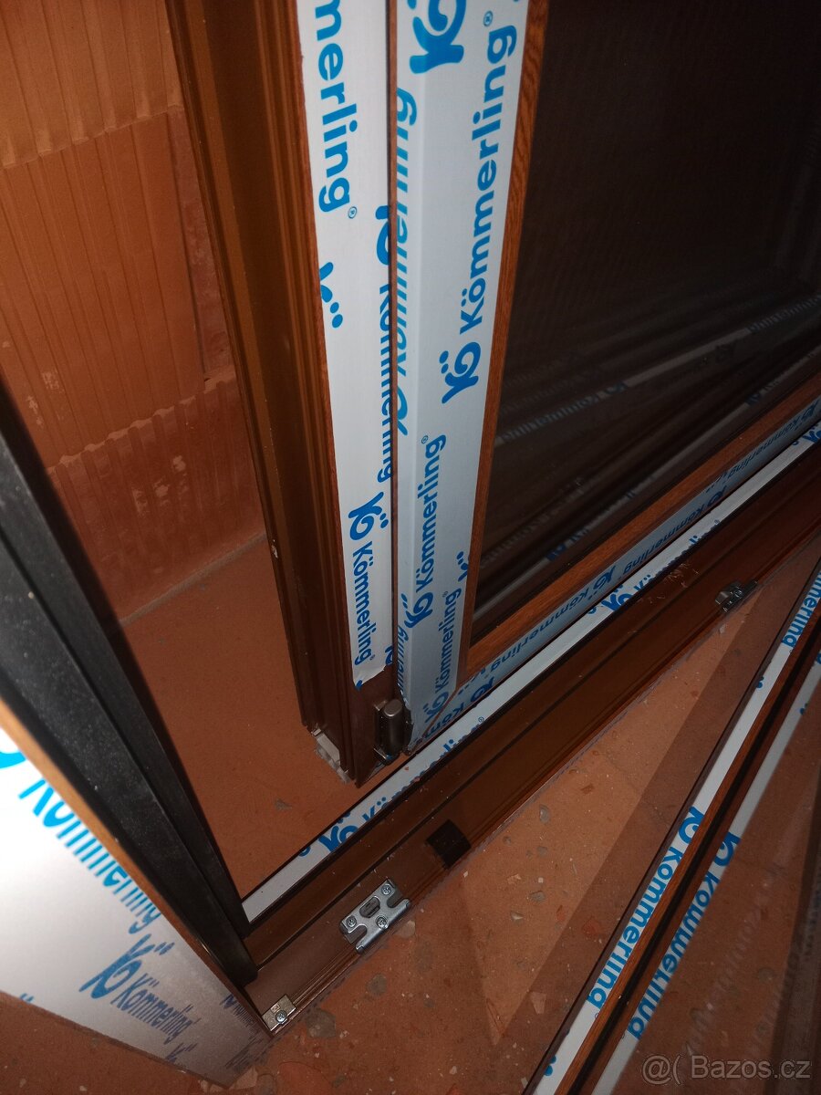 Prodám plast.okna 3 sklo 1220x1430 - 4