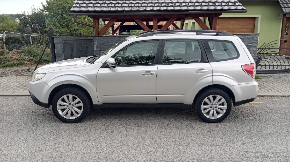 Subaru Forester 2.0 benzín - 4
