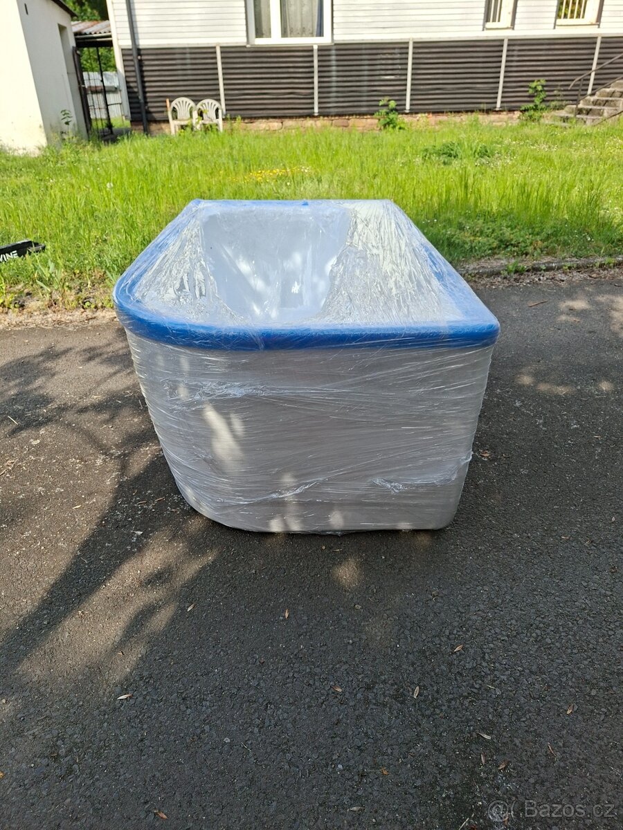 Volne stojici vana SAT - 4