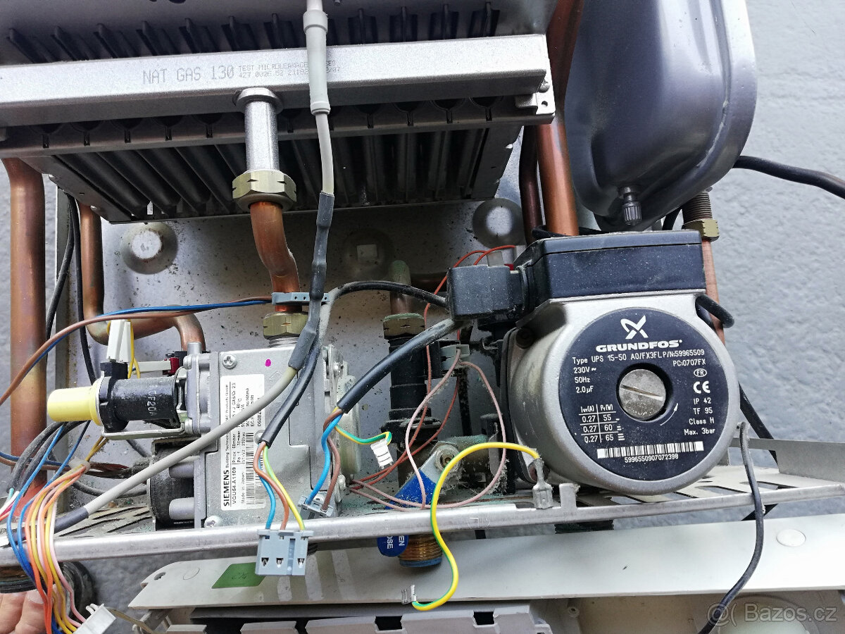 Plynový kotel Ferroli na náhradní díly - 4