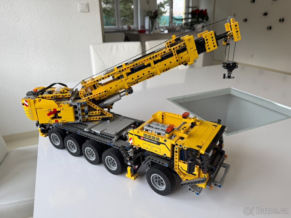 Lego Technic 42009 Mobilní jeřáb MK II model 2v1 - 4