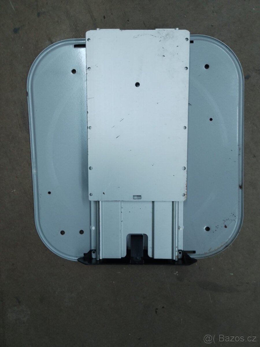 Prodám držák televize do karavanu - 4