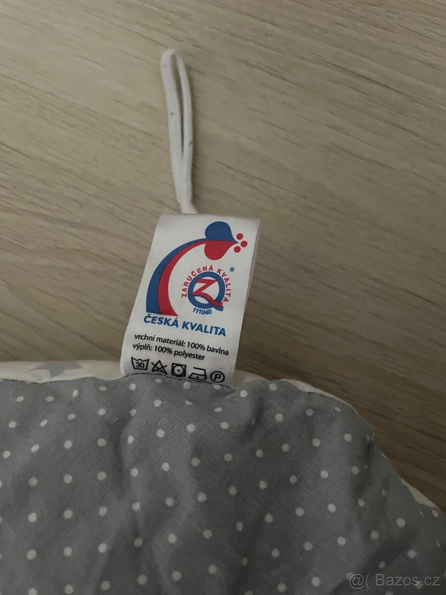 Kojící polštář - 4