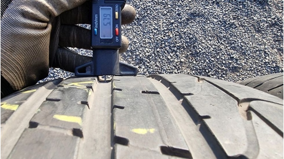 Letní pneu 255/40R19 Pirelli - 4