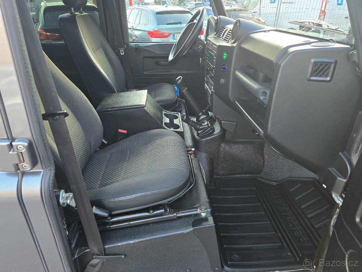 ⭐Land Rover Defender 2.2TD4/1.MAJ/ČR/2015/90KW/DPH⭐