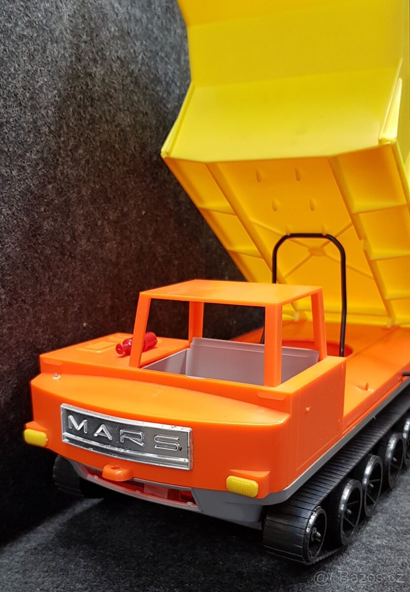 Stará hračka pásové vozidlo Mars, výrobce Piko s krabicí - 4