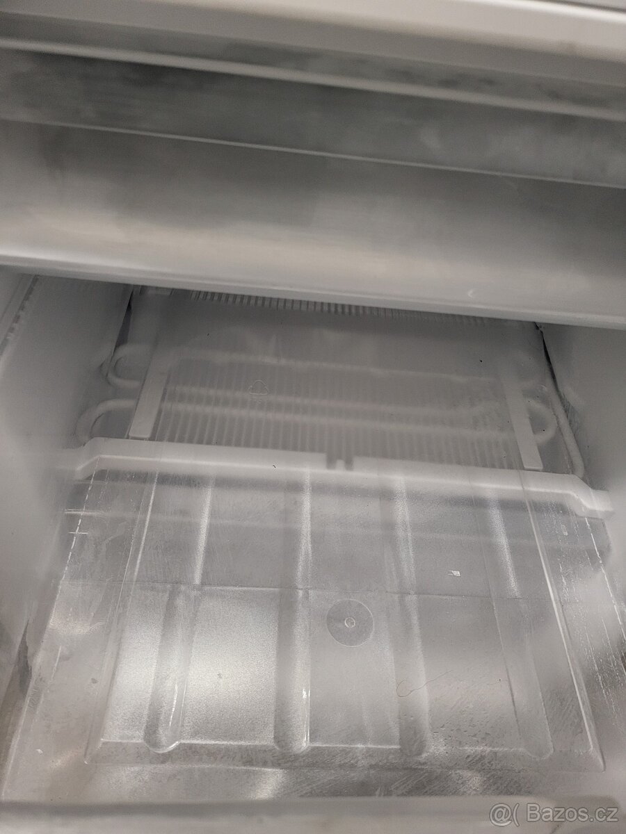 lednice se spodním mrazákem, nerez, A++ - 4