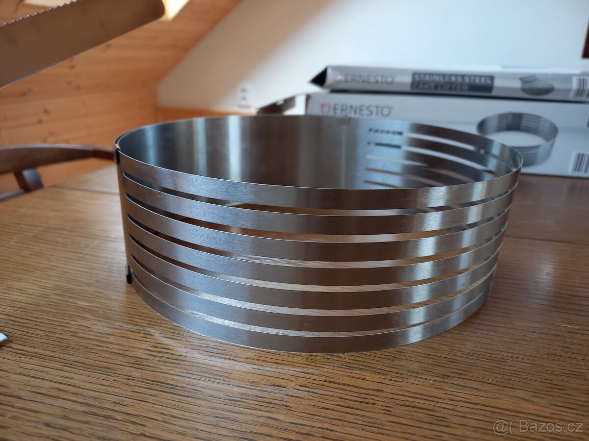 Pomůcka na krájení korpusu/dortu - 4